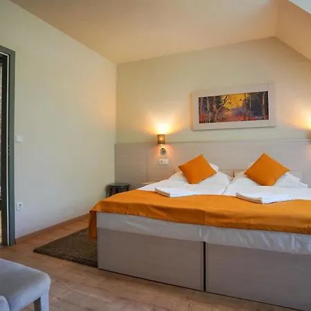 Szalajka és étterem Hotel